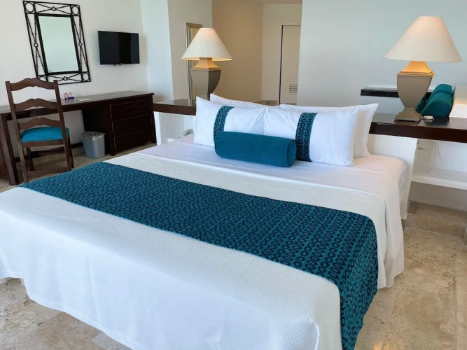 Double Suite with partial sea view