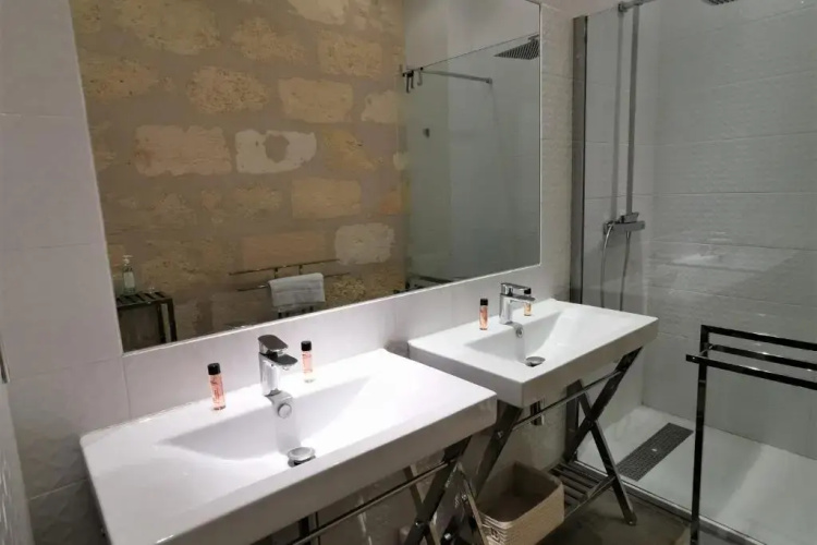 Fantastic apartment central Bordeaux