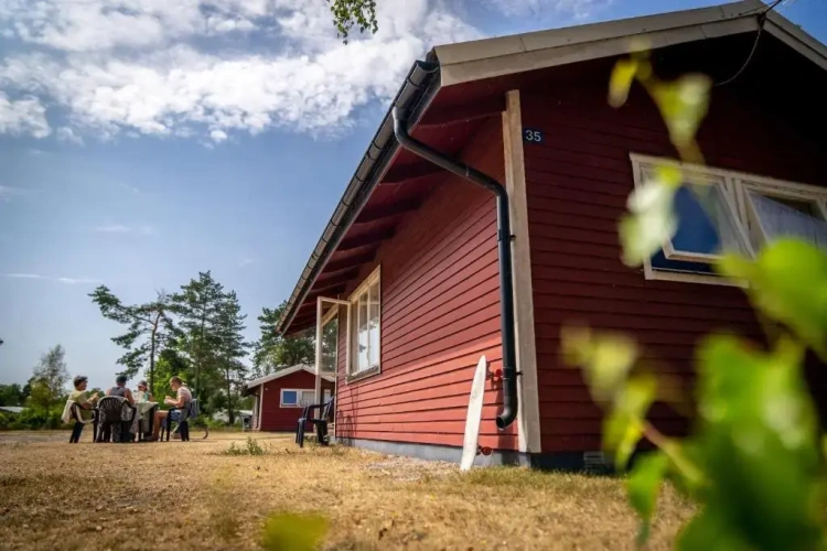 2 Bedrooms Cottage
