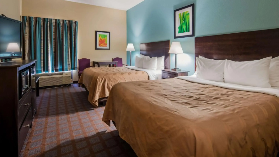Quality Inn Blue Springs