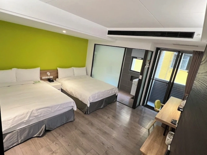Standard Quadruple room