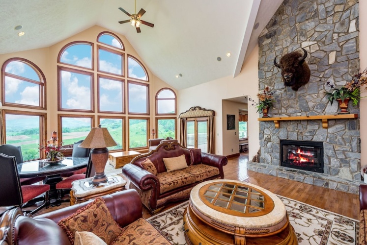 Acre Blue Ridge Estate 8 Bedrooms 7.5 Bathrooms Home