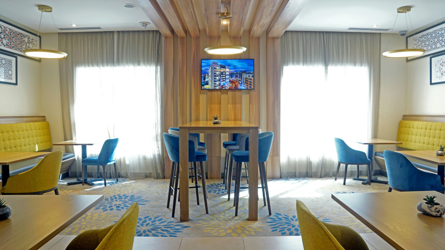 Hampton By Hilton Dubai Al Barsha photo 17