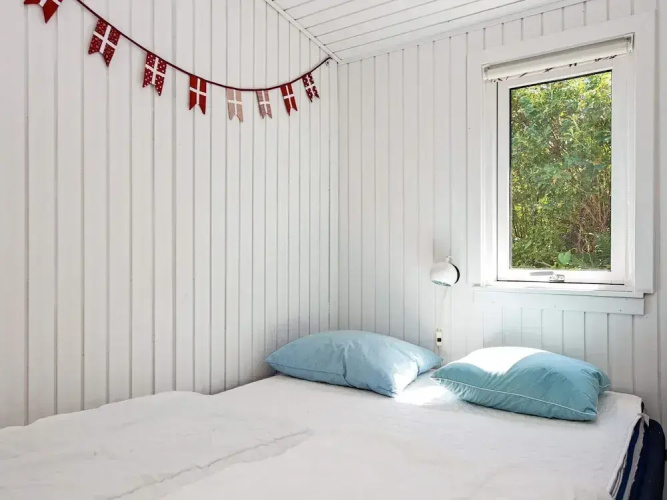 6 Person Holiday Home in Hejls