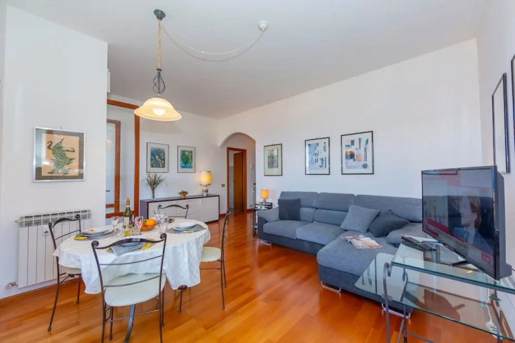 2 Bedrooms Twin Family Apartment with lake view