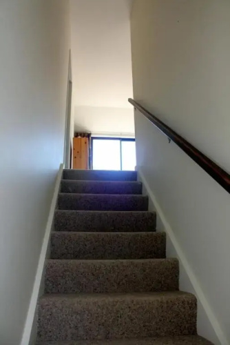 26 Caverhill Close