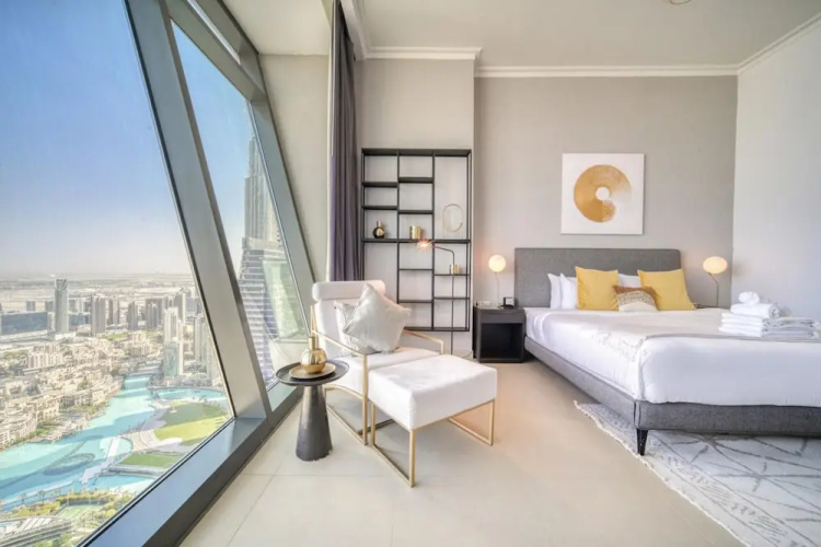 Contemporary Apt With Burj Khalifa View