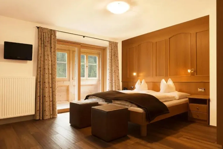 Superior Double room with balcony