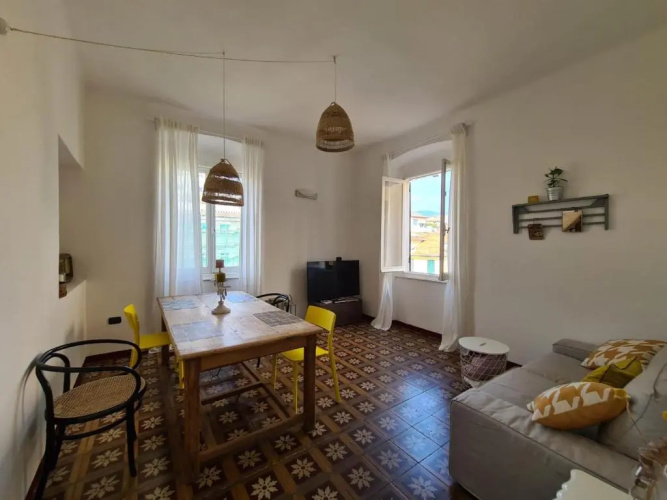 Casetta in Centro, a Chiavari, by Cinqueterrecoast