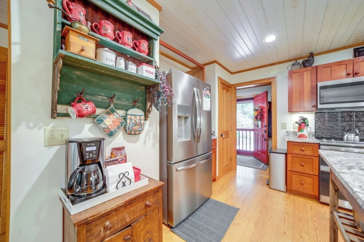 4 Bedrooms Cottage