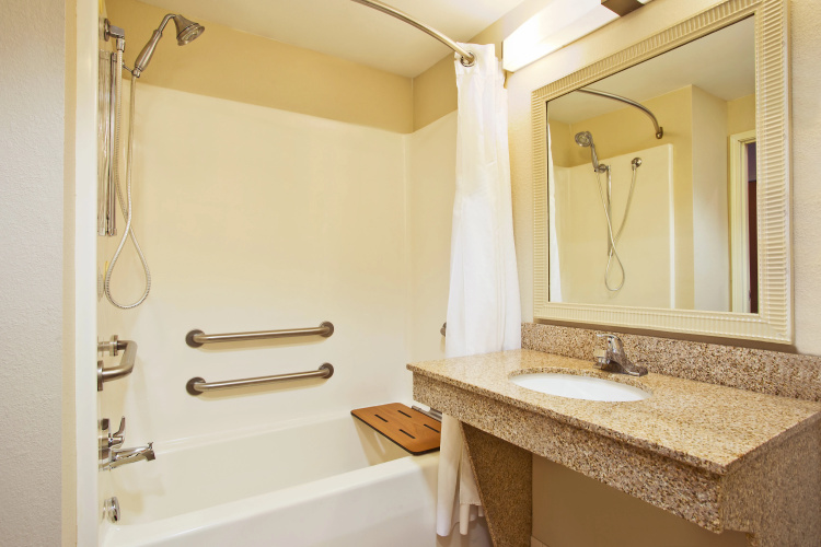 Holiday Inn Express And Suites Columbus Se-Groveport photo 9