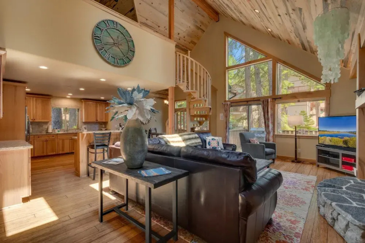 The Westlands Lodge 1135ac 4 Bedroom Home - South Lake Tahoe, CA