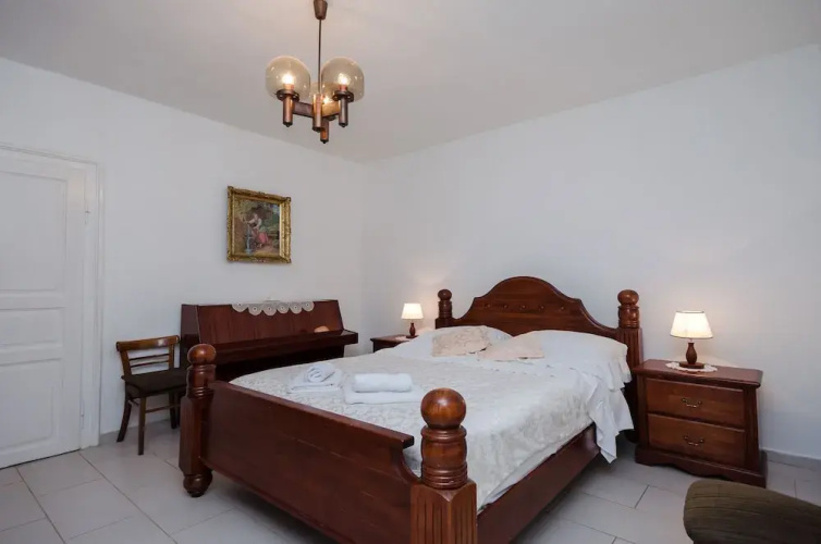 House VILLA BARETIC