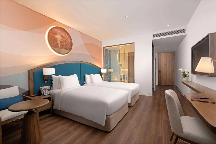 Wyndham Garden Sonasea Van Don