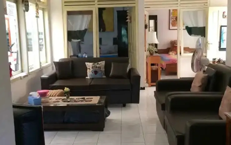 Marlon's Rest Homestay