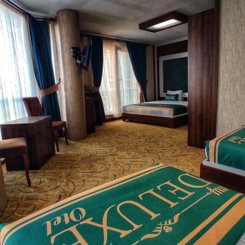 Standard Quadruple room with city view