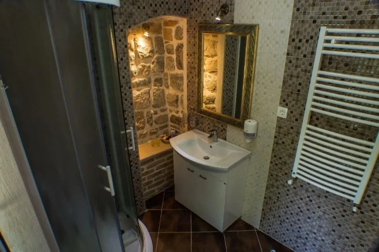 Superior Double Suite with mountain view