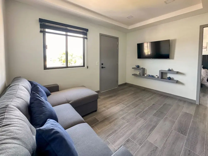 Urban Oasis Apartment 3