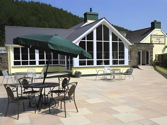 Salutation Inn