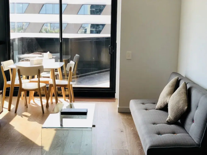 Level 8 Marvelous Apartment with pool access