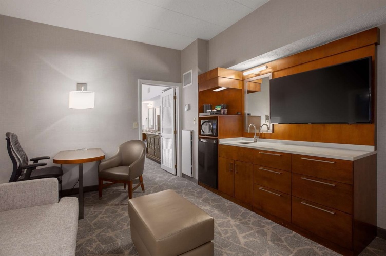 Embassy Suites by Hilton Boston Marlborough photo 8