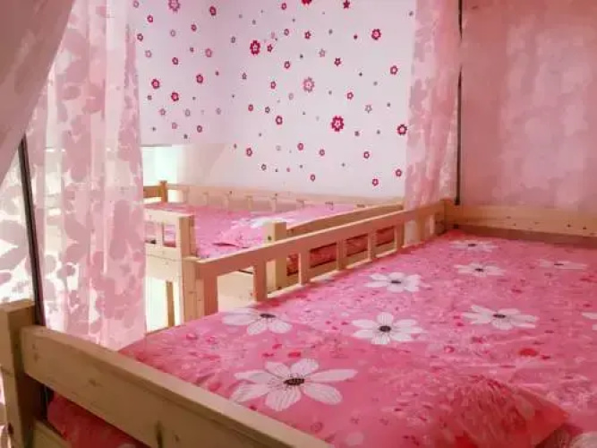 The Beauty Hostel