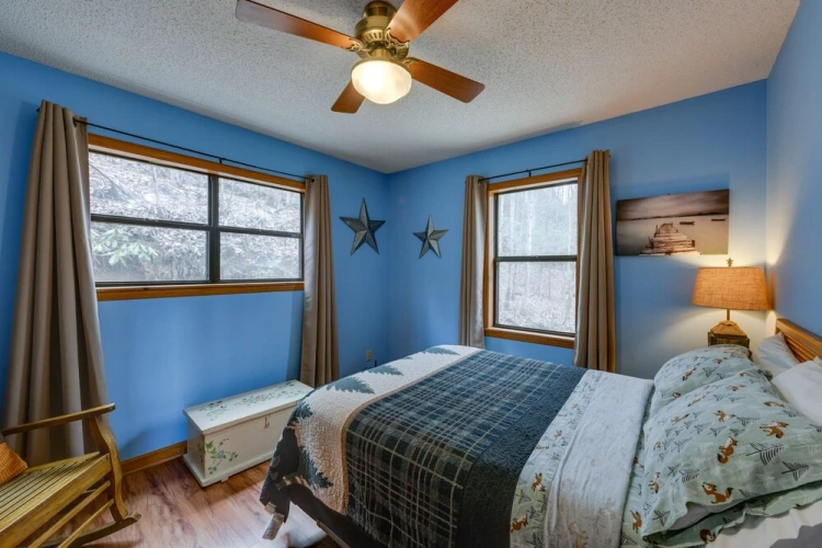 2 Bedrooms Cottage