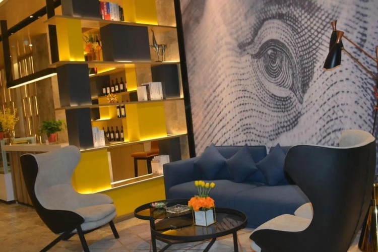 Echarm Hotel (Kaifeng Jinming Plaza)