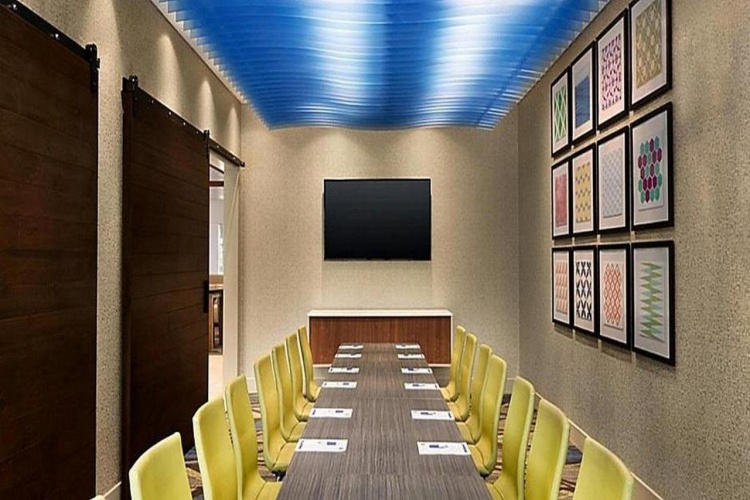 Holiday Inn Express & Sts Palm Desert - Millennium photo 19