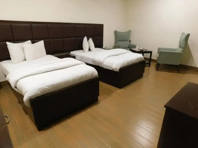 Hotel S. R. Lounge