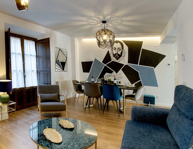 Deluxe Apartment