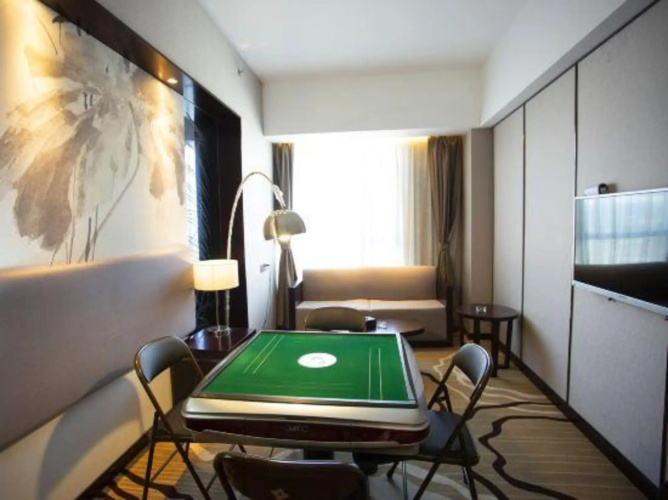 Yi Jia Hotel