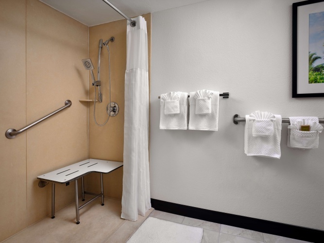 Hilton Garden Inn Cocoa Beach Oceanfront photo 12