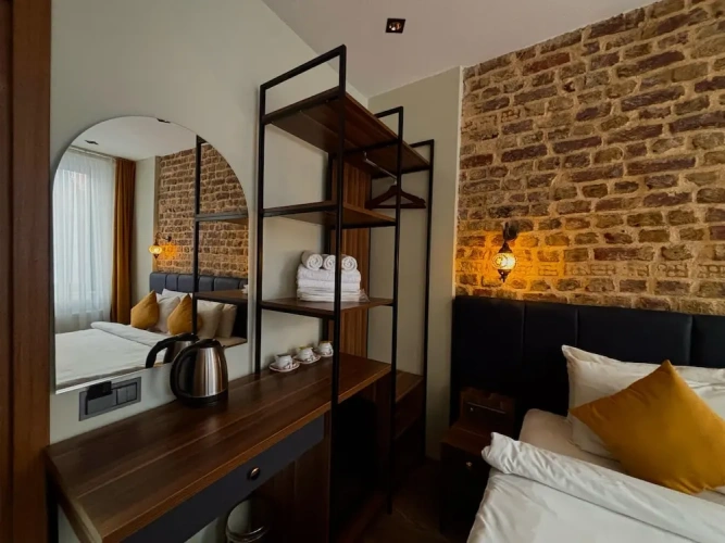 Deluxe Quadruple room