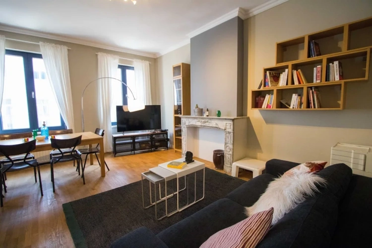 2 Bedrooms Apartment