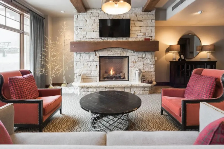 Silver Strike Lodge #403 - 2 Bed + Den
