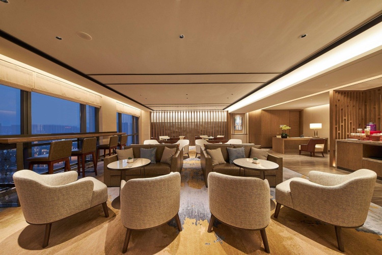 Executive Quadruple room with river view