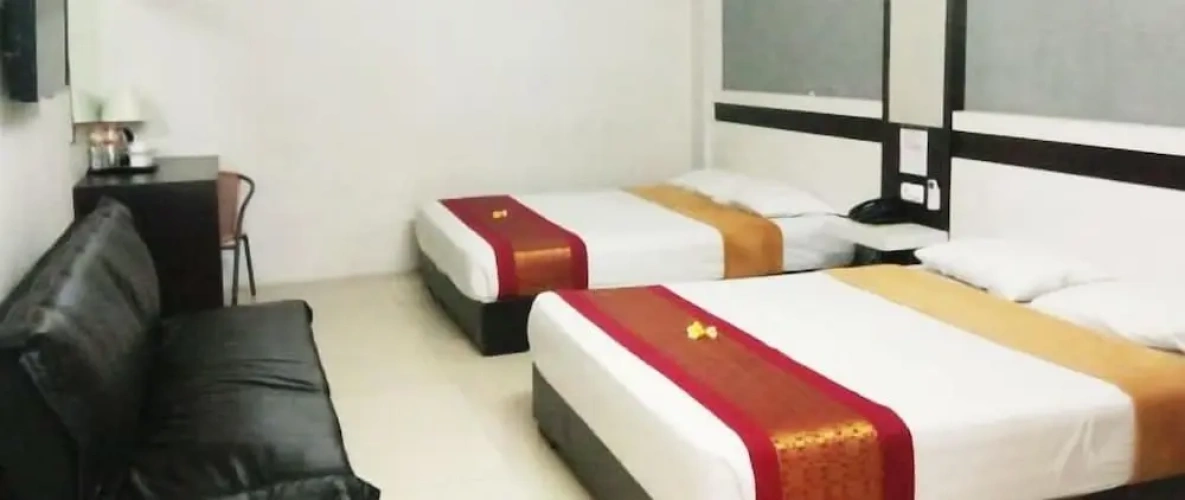 Deluxe Family room with balcony