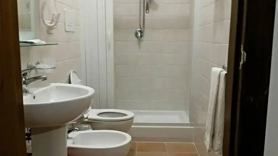Casale 900