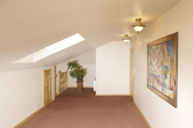 Standard Single Attic room