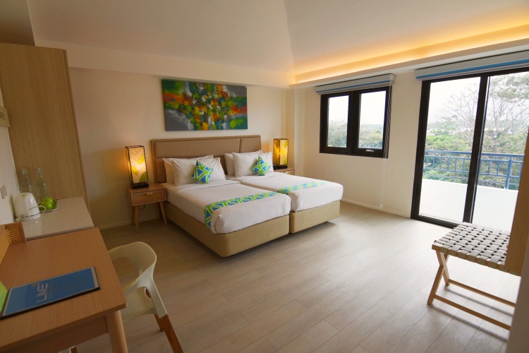 Premier Twin room