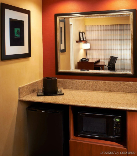 Courtyard by Marriott Des Moines West Clive