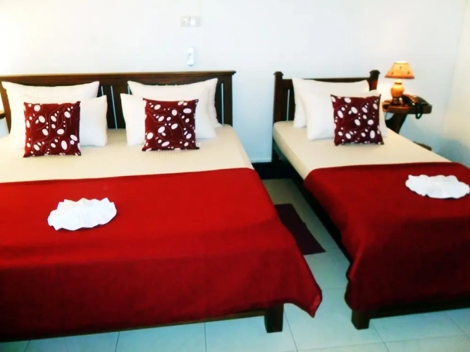 2 Bedrooms Standard Triple room with balcony and with mountain view
