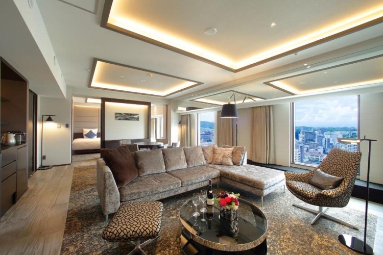 Quadruple Suite