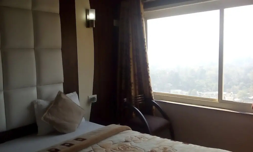 Hotel Ganesha Inn