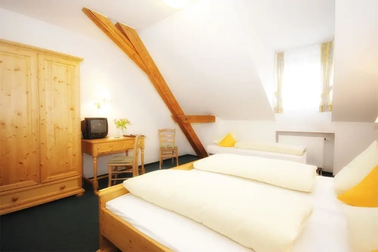 1 Bedroom Classic Triple room