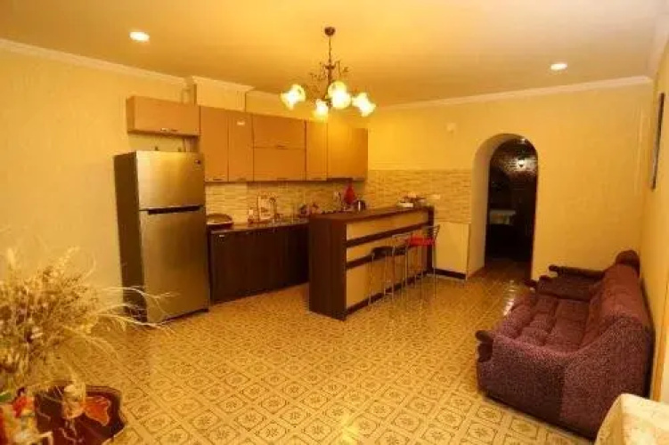 Guest House 2017