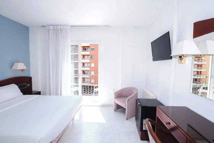 Standard Double room with balcony and with city view