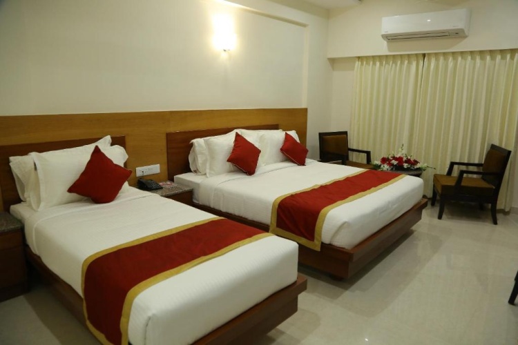 Deluxe Triple room