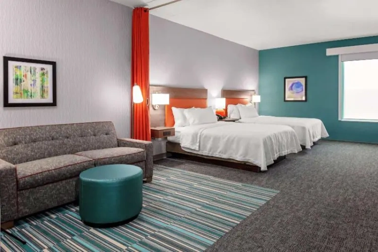 Quadruple Suite